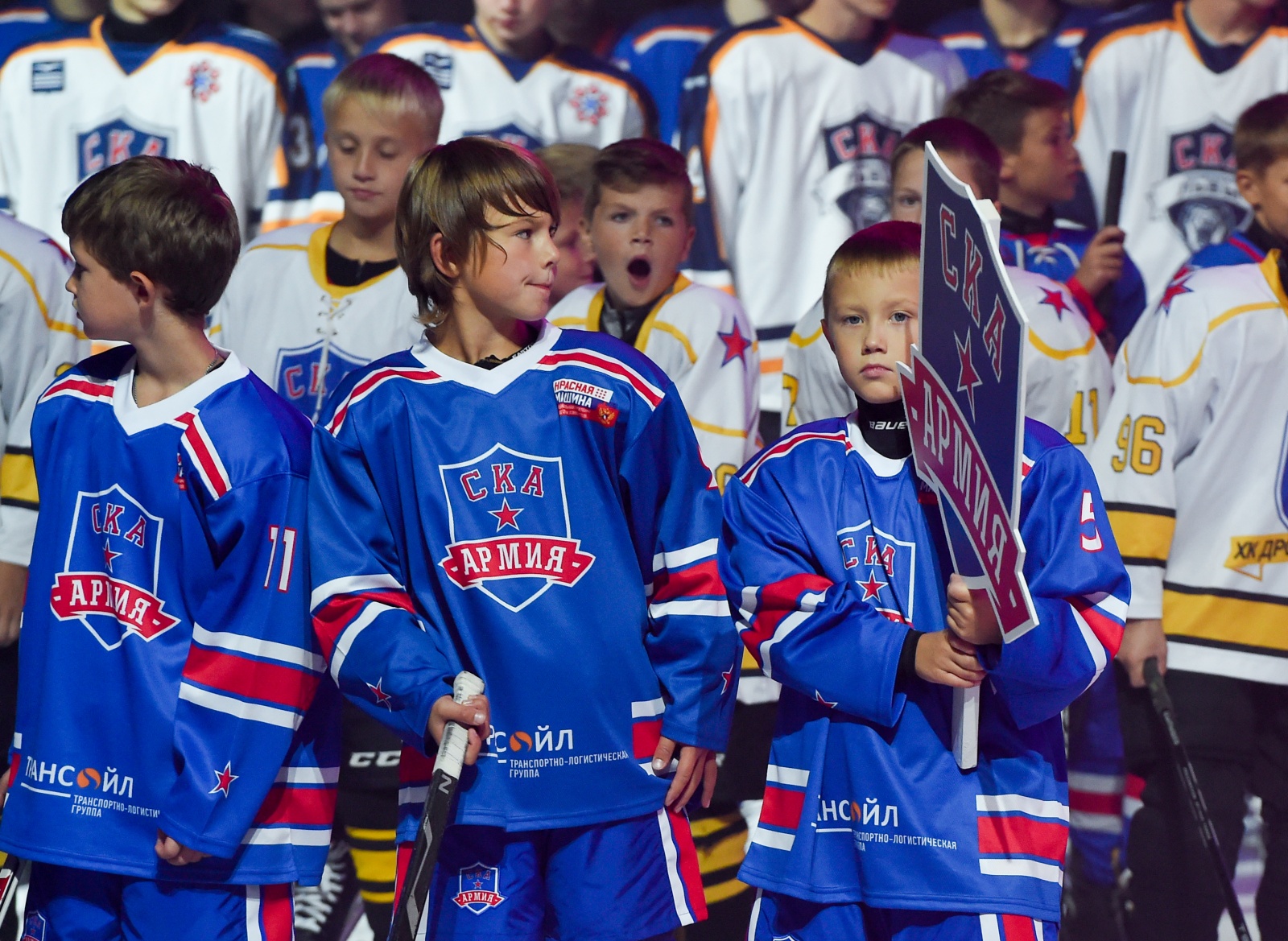 Р хоккей. СКА 2011 год. Хоккейная команда СКА 2013 Новосибирск. ДЮСШ армия СКА. Директор хоккейной команды СКА.